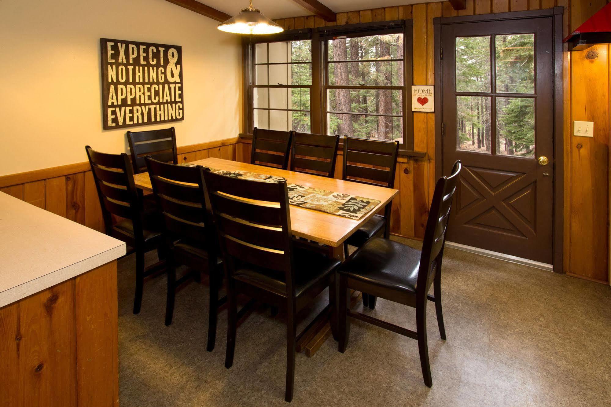 Holiday Haus Mammoth Lakes Exterior photo